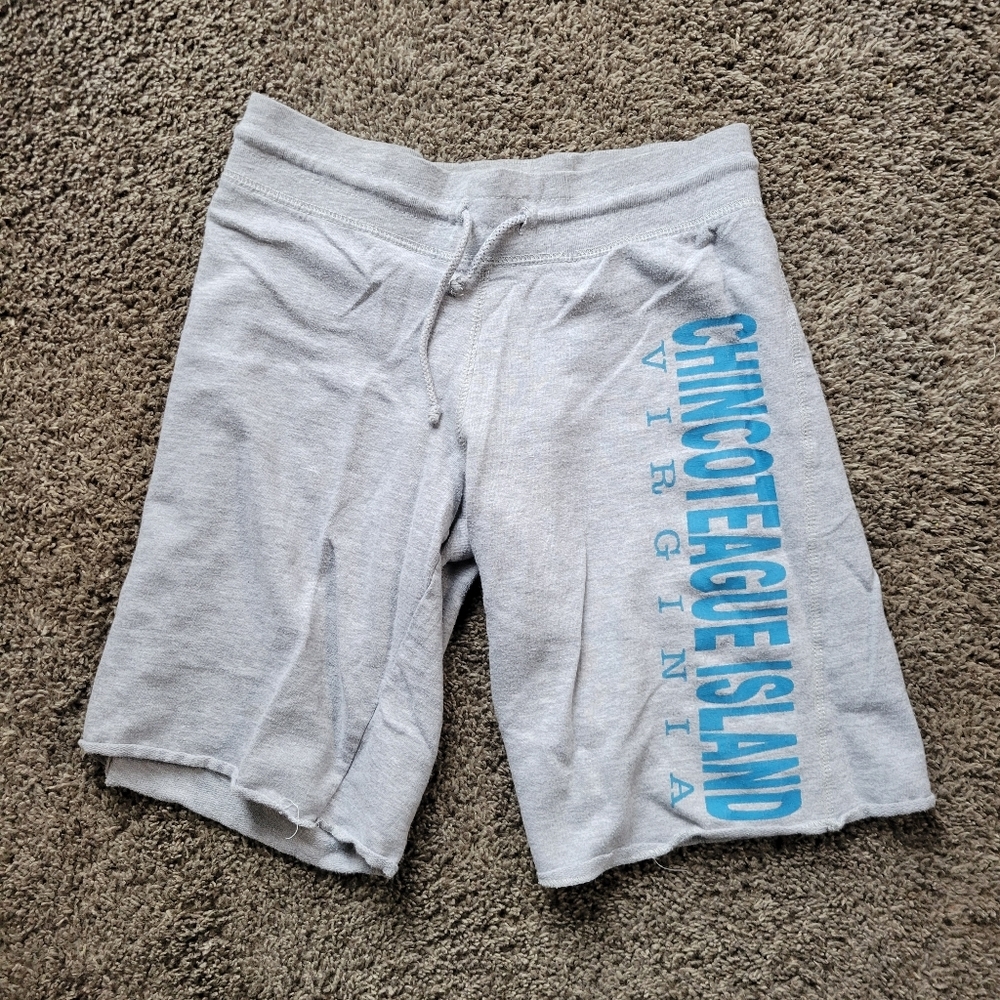 Chincoteague Island Cut Long Sweat Shorts Size Medium